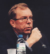 ��2�񍑍ۃV���|�W�E���ł̗l�q